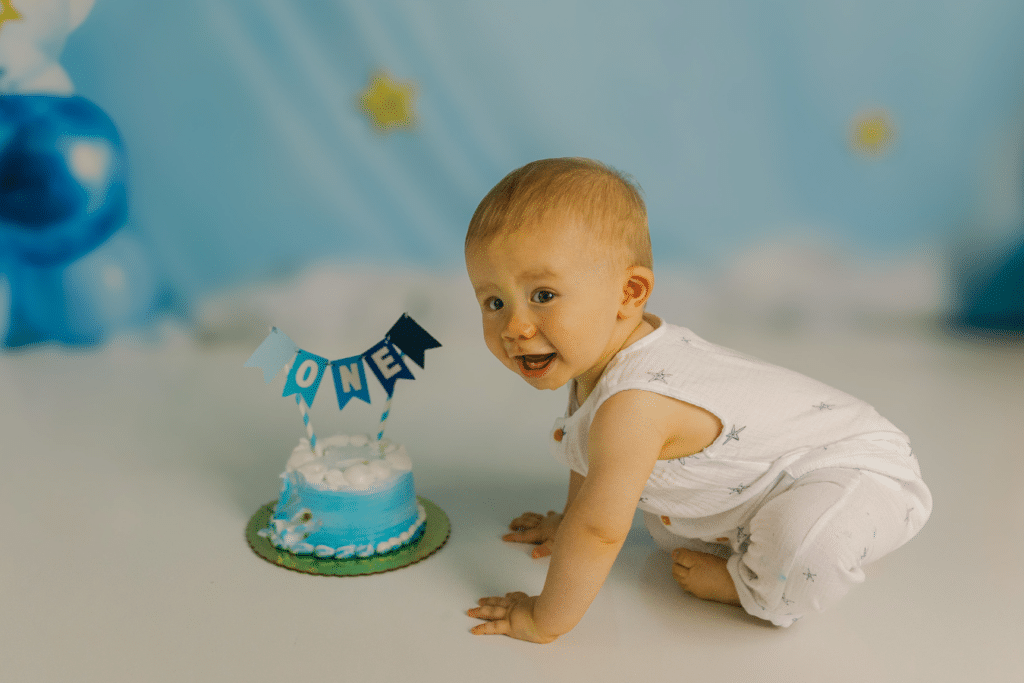 First birthday photos with cake